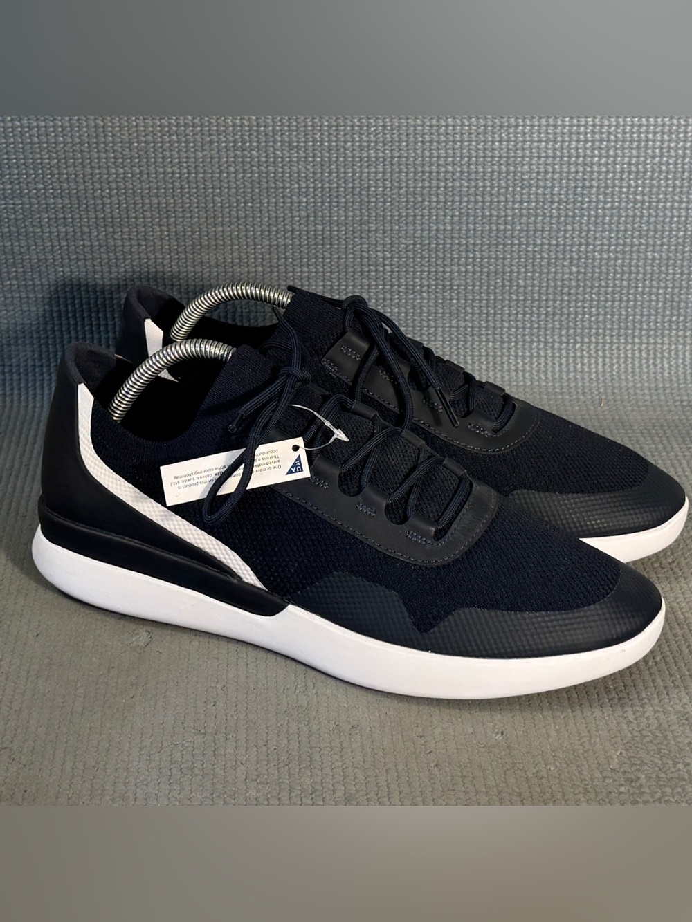 Under Armour Men’s UA Runaway 2.0 Black/White Running Shoes Size 10.5
